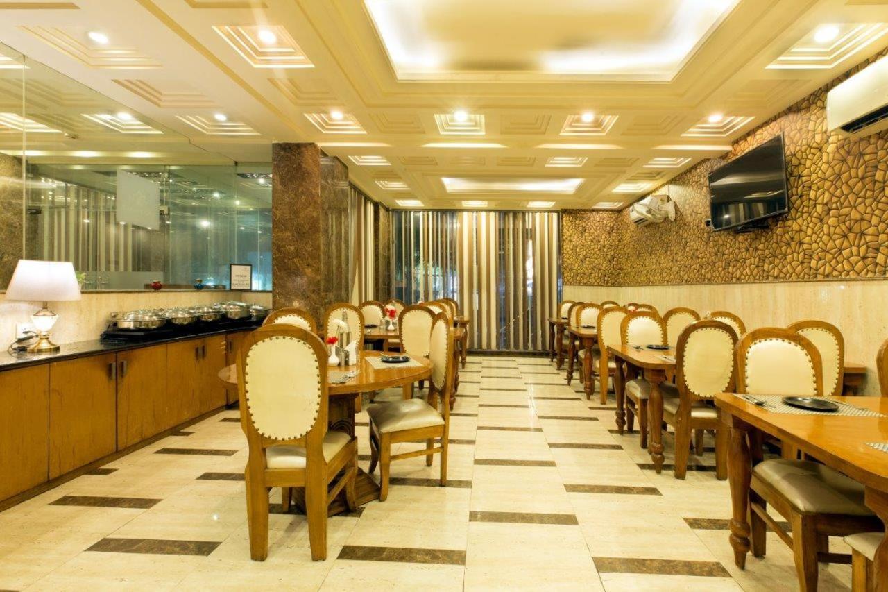 Hotel Viva Palace By Opo New Delhi Exterior photo